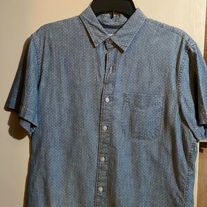 American eagle men size medium shirt